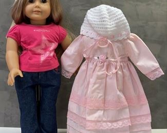 https://www.ebay.com/itm/125045272252	HS1003 AMERICAN GIRL DOLL "JUST LIKE YOU" WITH 2 OUTFITS AND 2 HEADPIECES		Offer	 $99.99 
