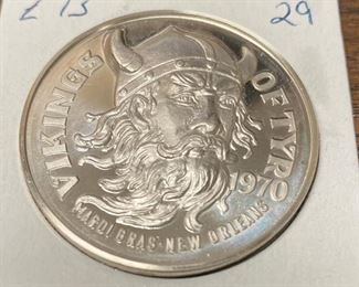 https://www.ebay.com/itm/115197654218	Vikings of Tyra  1974 .999 Fine Silver New Orleans Mardi Gras Doubloon Z7329		 Offer 	59.99
