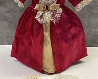 https://www.ebay.com/itm/115203172237	HS1015 AMERICAN GIRL DOLL HISTORICAL DOLL DRESS RED AND GOLD WITH ACCESSORIES 		BIN	 $74.99 
