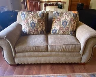 LOVESEAT FROM HAVERTY’S