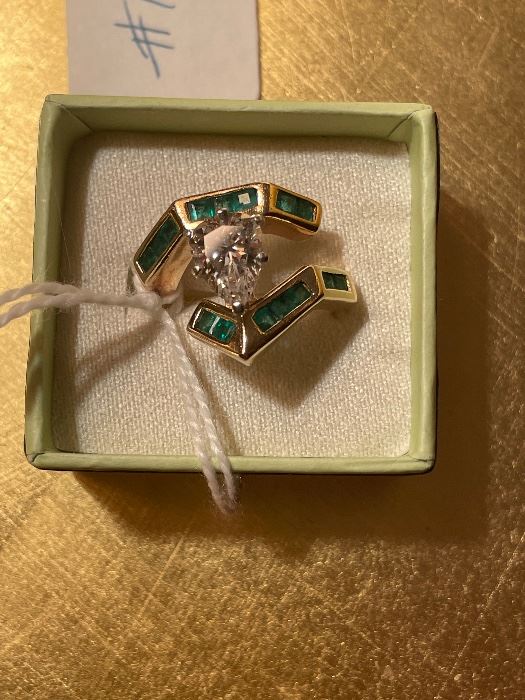 14K Diamond & Emerald ring