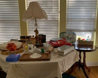 Cheese board, Tupperware serving dish, Casino Magic flour de lis items, trays