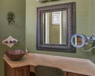 Framed rectangle mirror 