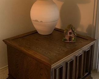 Vintage End Table, Table Lamp