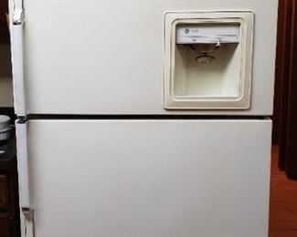GE Refrigerator Freezer 24.6 cu.ft. 67"H x 34.5"W x 32"D. Available for pre-sale. For more information, please contact us at contactmvp@moorevaluepros.com