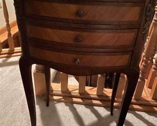 ANTIQUE OVAL SIDE TABLE WITH THREE DRAWERS.              $140.00