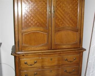 #9 - $50.00 - Thomasville Chateau armoire - 43"x20"x64"