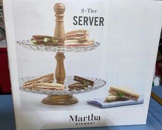 Martha Stewart 2 Tier Server New $28.00