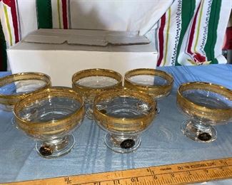 Made in Italy 6 Dessert Cups New $60.00