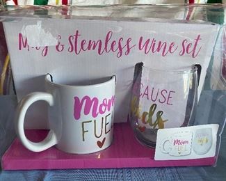 Mom Mug and Glass Set New $10.00