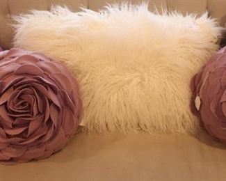 Lots and lots of decorator pillows are in this sale.