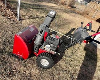 Craftsman 26 In Snowblower Electric Start