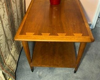 Acclaim by Lane End Table