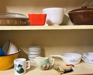 Vintage Kitchenware, Pyrex, Marcrest, Blue Flower Corning Ware & Enamel Ware 
