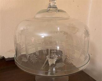 VINTAGE GLASS CAKE PLATE WITH ETCHED GLASS DOME.