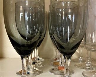LOVELY SET OF 8 VINTAGE FOSTORIA DEBUTANTE WINE GLASSES WITH ORIGINAL STICKERS.