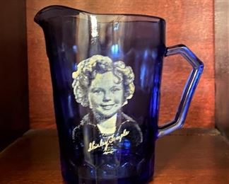 COLLECTIBLE SHIRLEY TEMPLE GLASS CREAMER