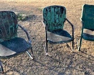 ANTIQUE METAL PATIO CHAIRS.