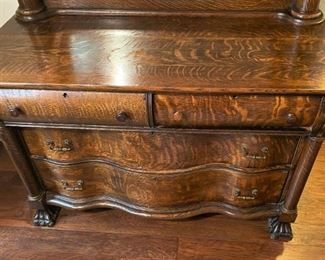 STUNNING ANTIQUE TIGER OAK DRESSER AND MIRROR.