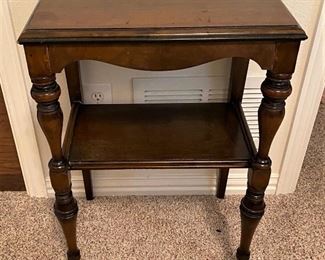 ANTIQUE SIDE TABLE