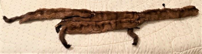 VINTAGE FULL 4-MINK STOLE.