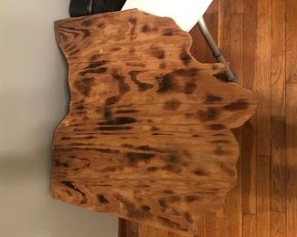 OHIO SHAPED TABLE