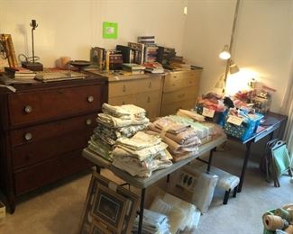 Craft room!  1 sewing machine and tons of craft threads