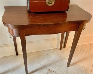 Vintage, serpentine, mahogany game table