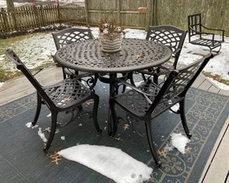 11 Patio Table Chairs