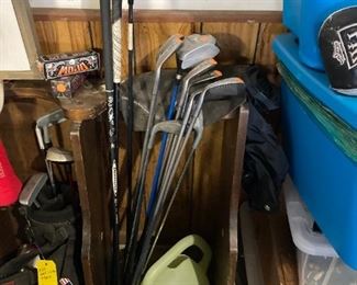 82 Golf Clubs