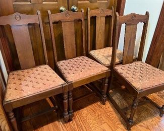 Set  4 vintage  chairs