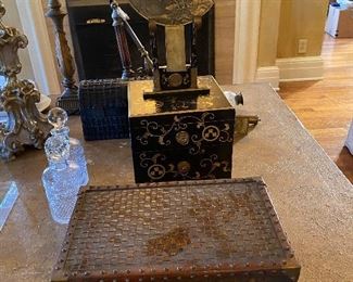 More decorative accessories