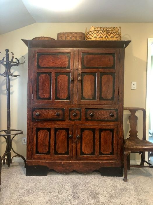 Antique cupboard with original with original paint. 
Can only be seen in Covington, LA. If interested, please contact me at mbdomas@att.net and I will arrange.