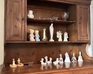 CLOSER VIEW OF THE HUTCH PORTION