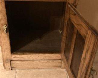 INTERIOR OF THE ICE BOX