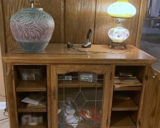 SIDE DOORS OPEN. LOTS OF STORAGE