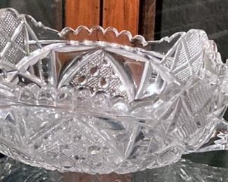 ANTIQUE CUT AND PRESSED GLASS NAPPY DISH, CANDY DISH, NUT DISH, BON-BONS, ETC