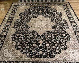 8' x 10' TURKISH RUG.  