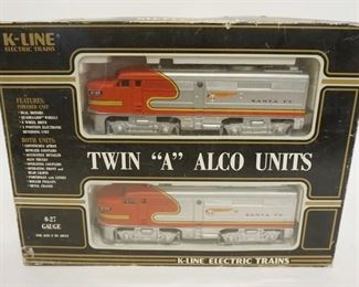 1138	K-LINE O GAUGE TRAINS TWIN *A* ALCO UNITS IN BOX, K 2126
