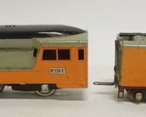 1159	LIONEL O GAUGE TRAIN ENGINE HIAWATHA #240-E
