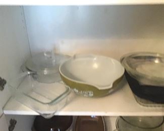 Vintage Pyrex Cookware and Nesting Bowls