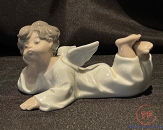 LLADRO "Angel Laying Down" Figurine