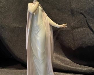 LLADRO "Breathless" Figurine with Original Box