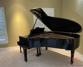 Yamaha G3 6’1″ Grand Piano in High Polished Ebony