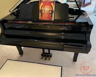 Yamaha G3 6’1″ Grand Piano in High Polished Ebony