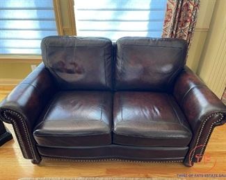 Hampton Leather Loveseat by Leather Italia