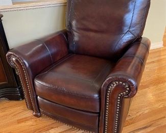 Hampton Leather Recliner by Leather Italia