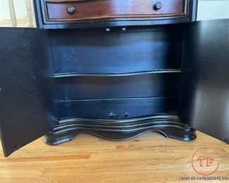 HOOKER Preston Ridge Wall Cabinet / Table