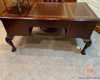 HEKMAN Chippendale Style Leather Mahogany Partner Desk