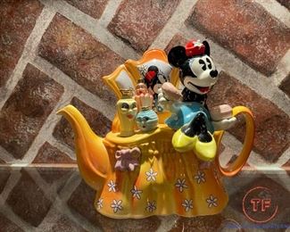 The DISNEY Character Teapot Collection "Minnie Dressing Table" by Cardew